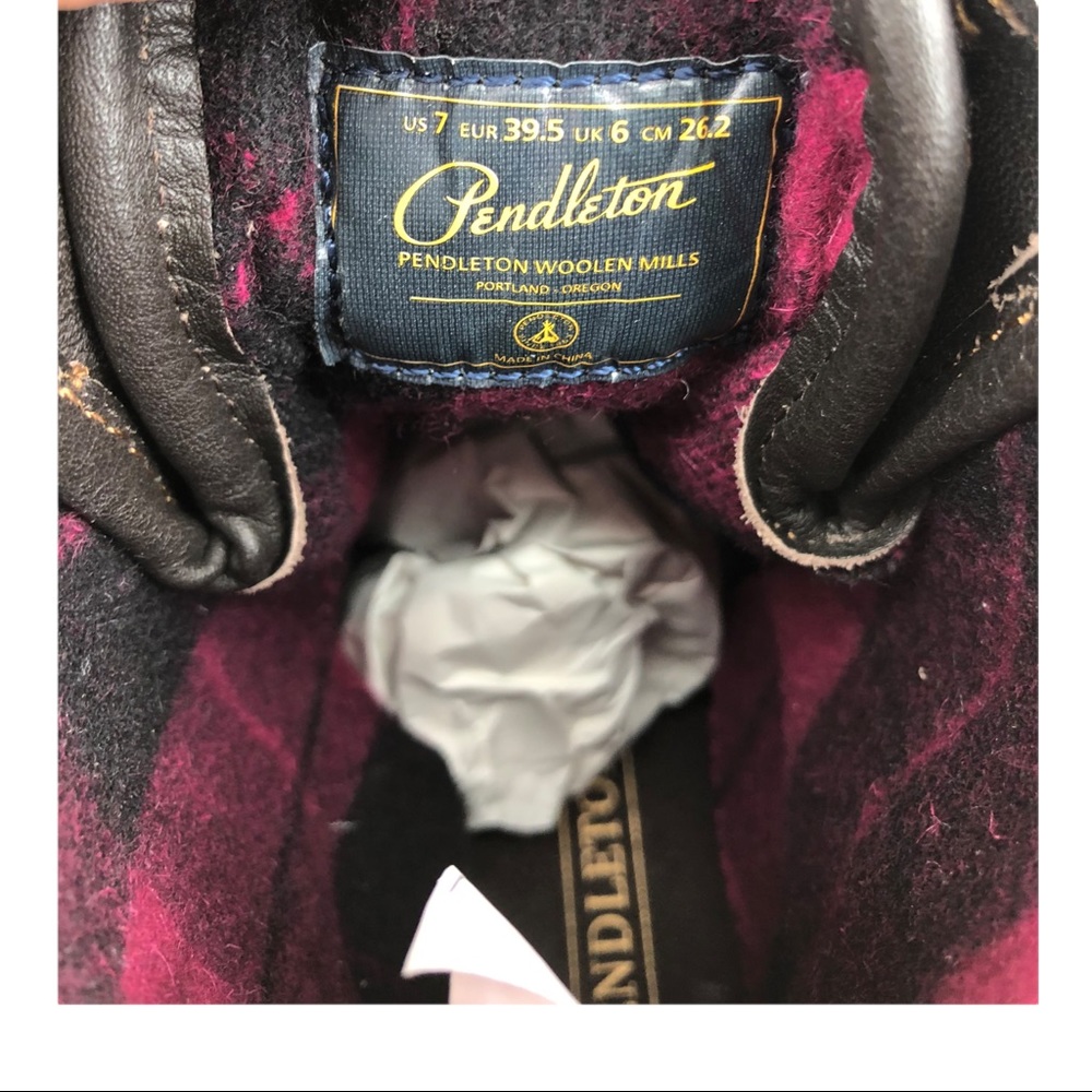 Pendleton Waterproof Leather & Rubber Duck Boots - image 8